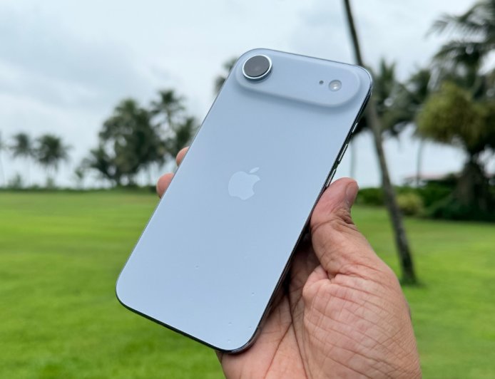 Croma’s Black Friday Sale Brings a Big Price Cut on the New iPhone Air